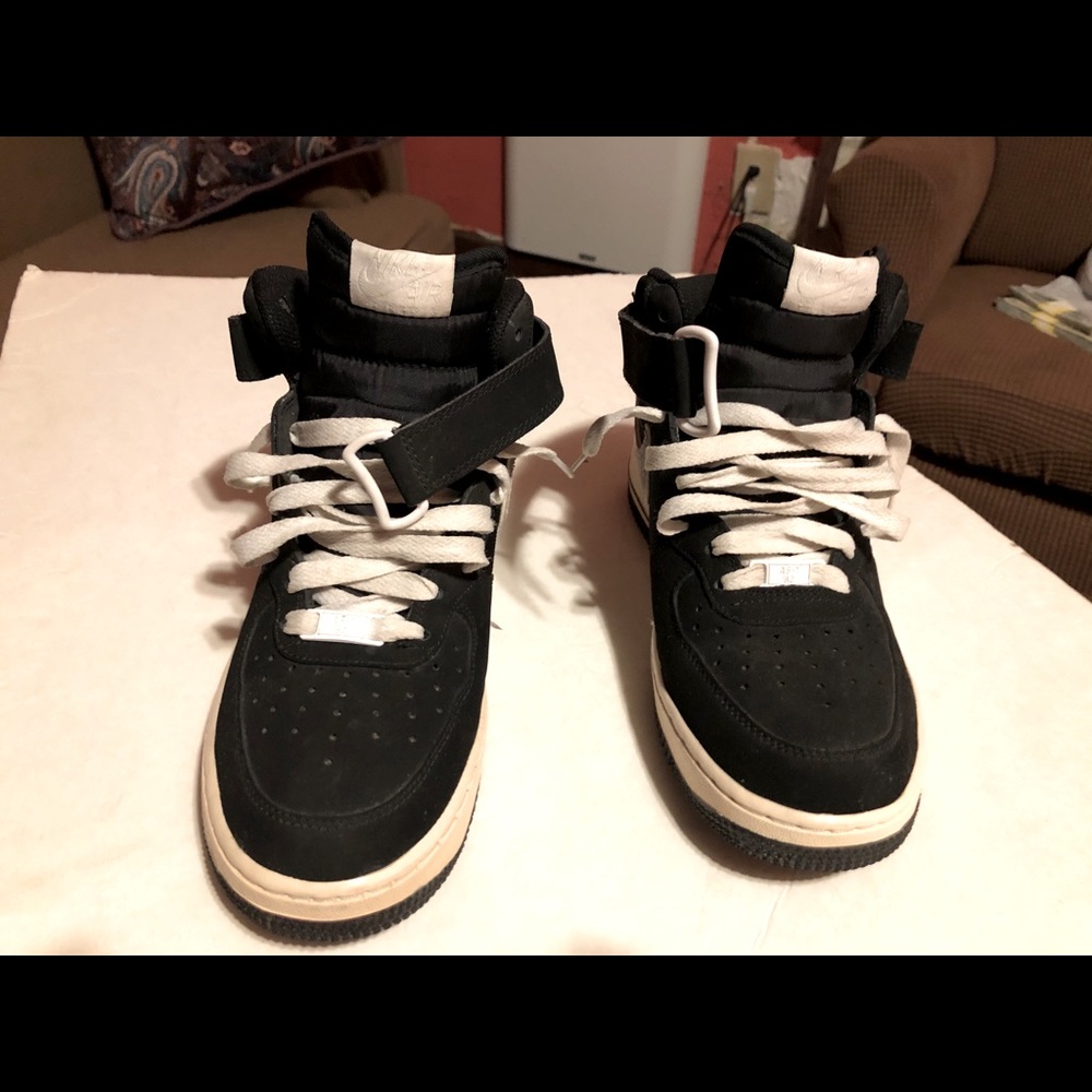 NIKE AIR FORCE 1 mid “Zebra Pack” 9/12/12